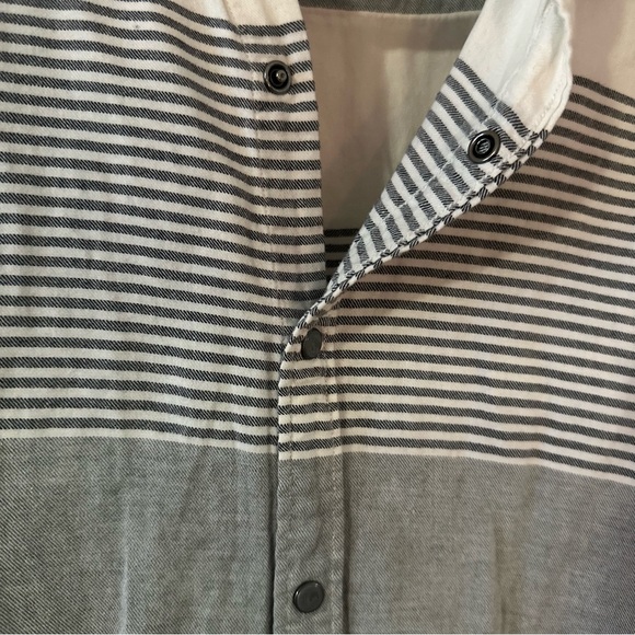 Express Button Up - Picture 3 of 3